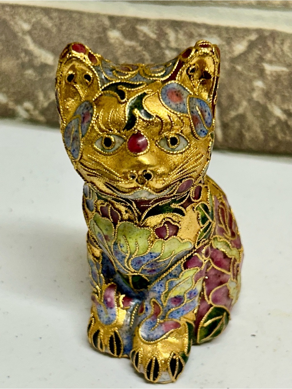 Vintage NYCO Cloissone Enamel Cat
Limited Production 1999 by Nicki
Yassaman